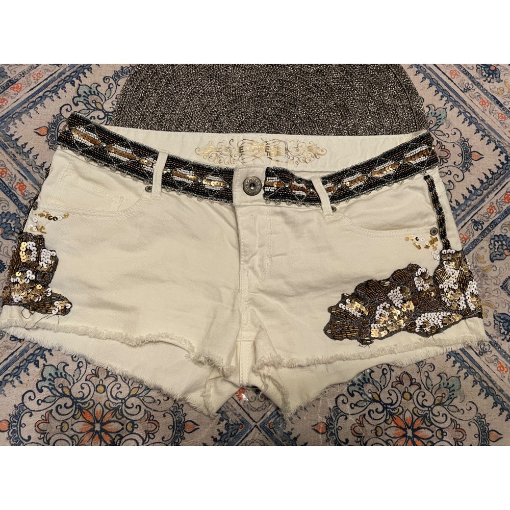 Express Jeans Womens White Beaded Sequin Embellished Denim Shorts Size 8 Boho